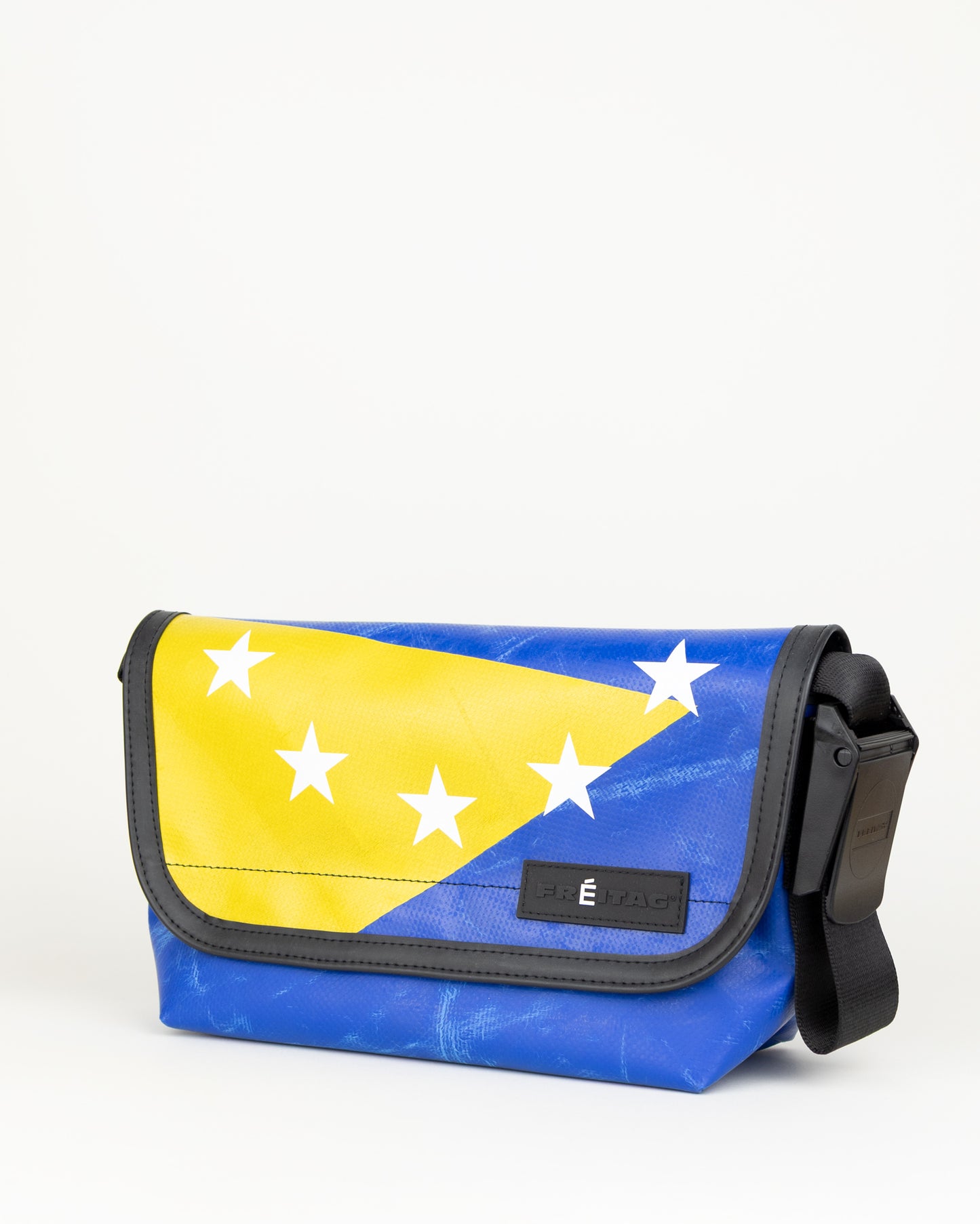 FREITAG / Études Studio "F41 E HAWAII FIVE-0 4173623 Blue/Yellow/White"