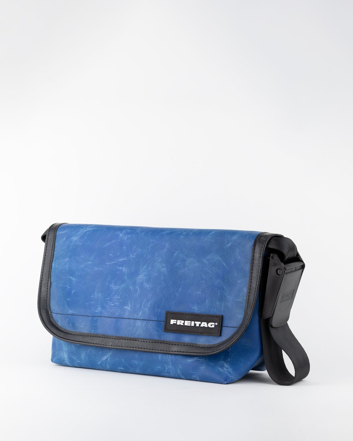 FREITAG "F41 HAWAII FIVE-O 3823848 Blue"