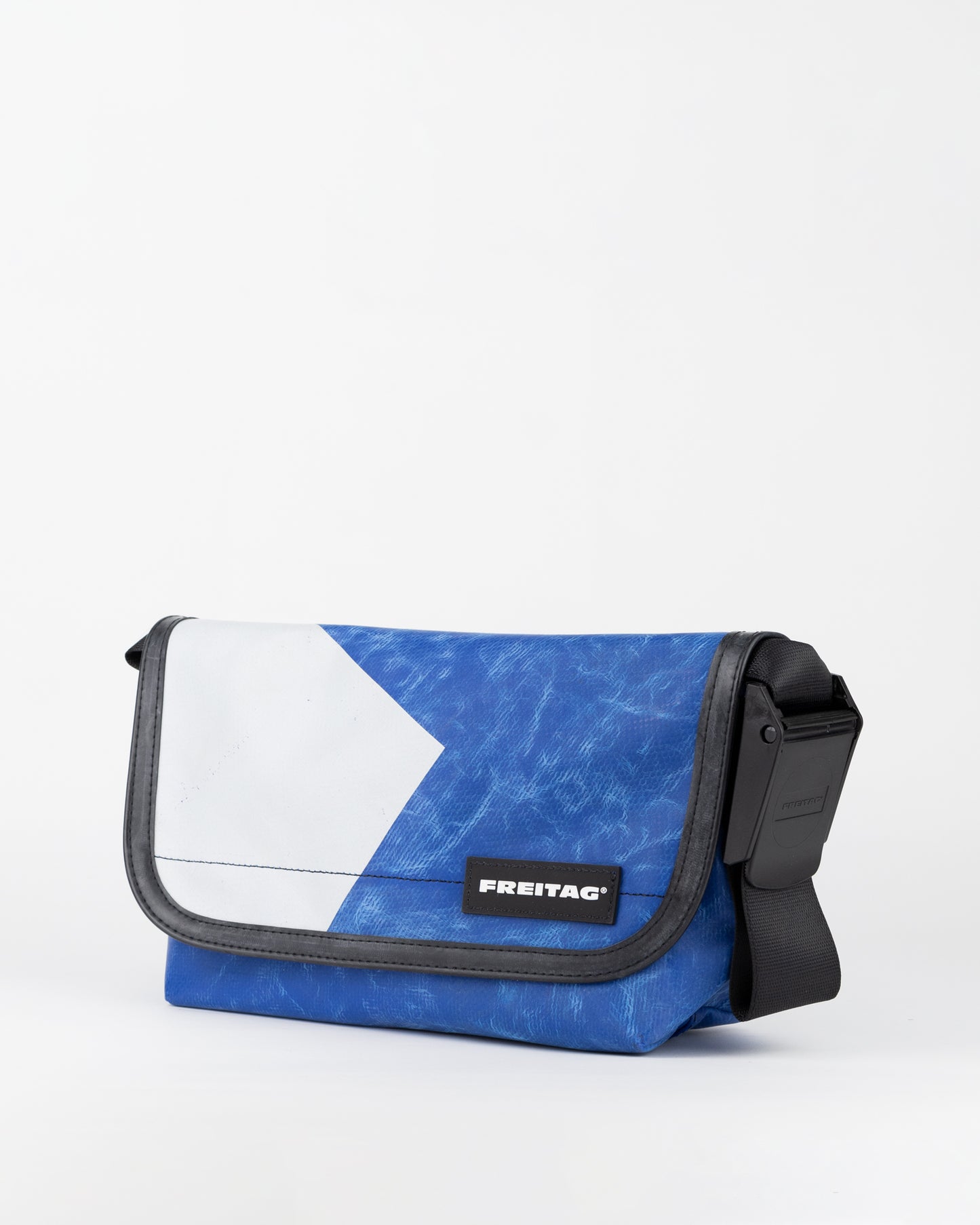 FREITAG "F41 HAWAII FIVE-O 3874873 Blue/White"
