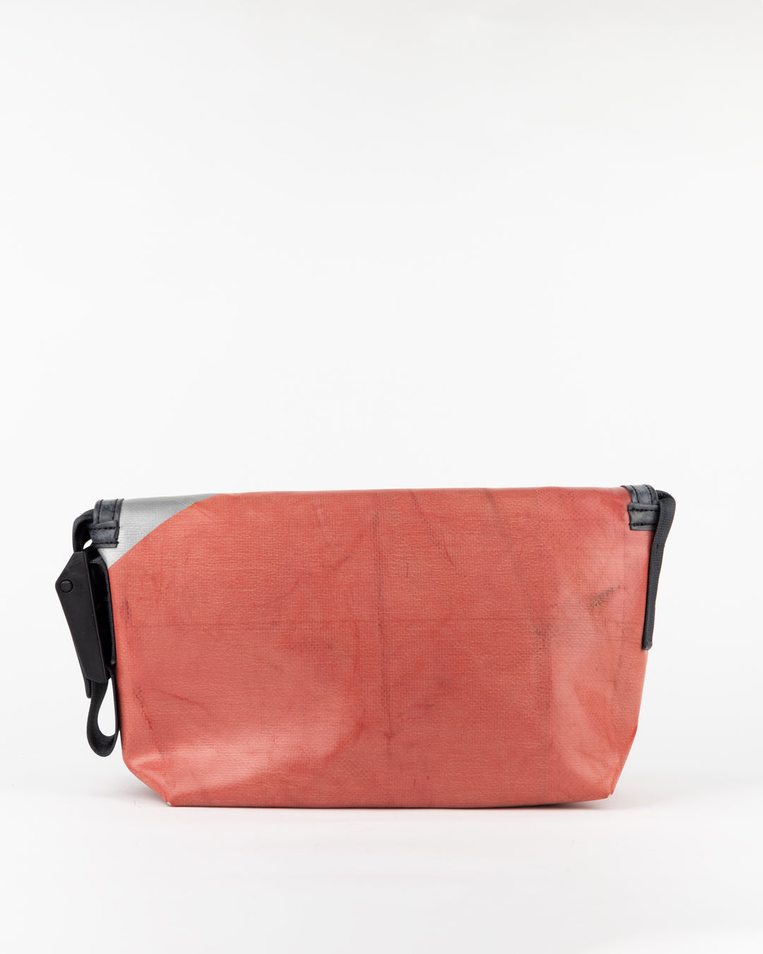 FREITAG "F41 HAWAII FIVE-O 3990215 Silver/Red"