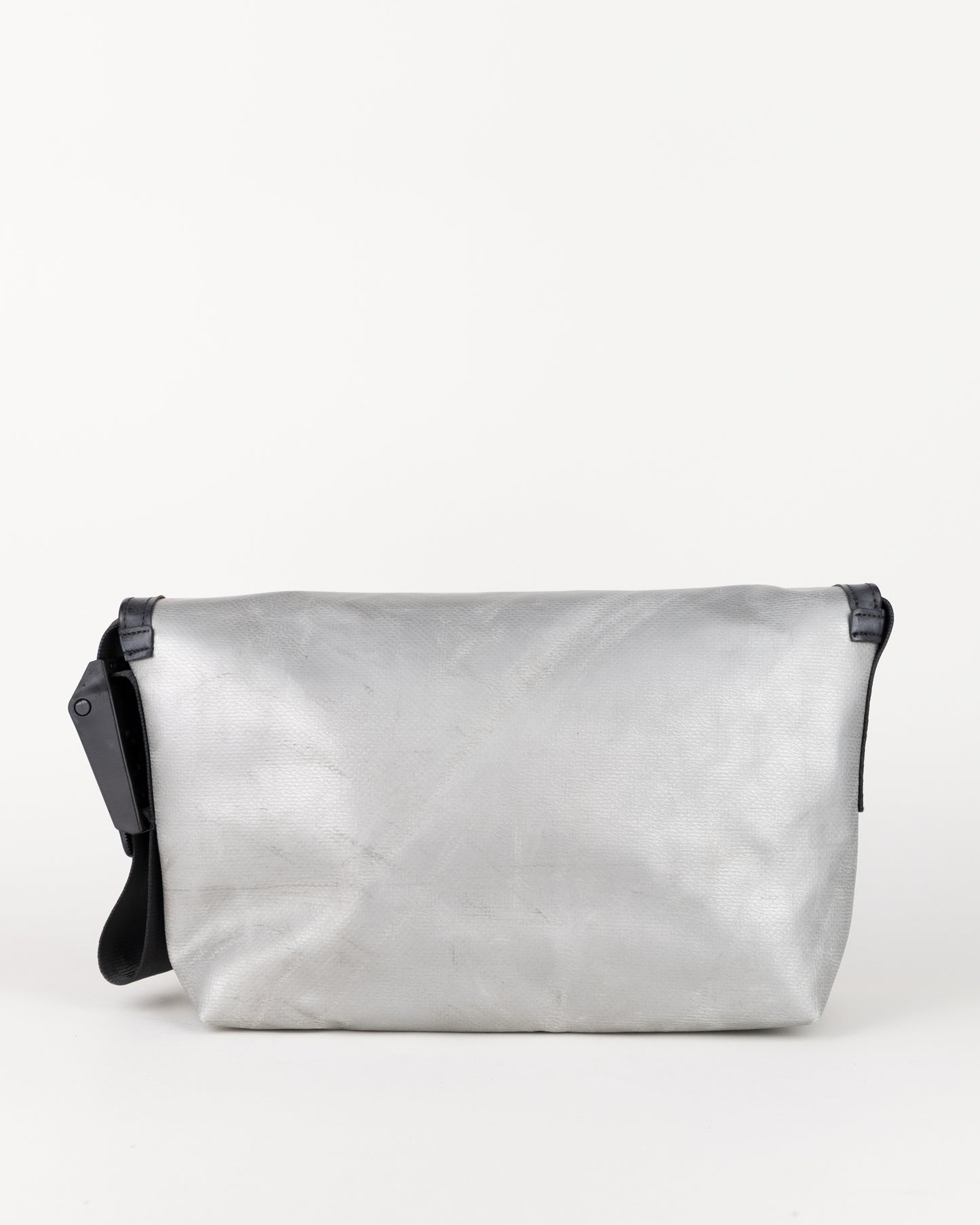 FREITAG "F41 HAWAII FIVE-O 4138161 Silver/Red"