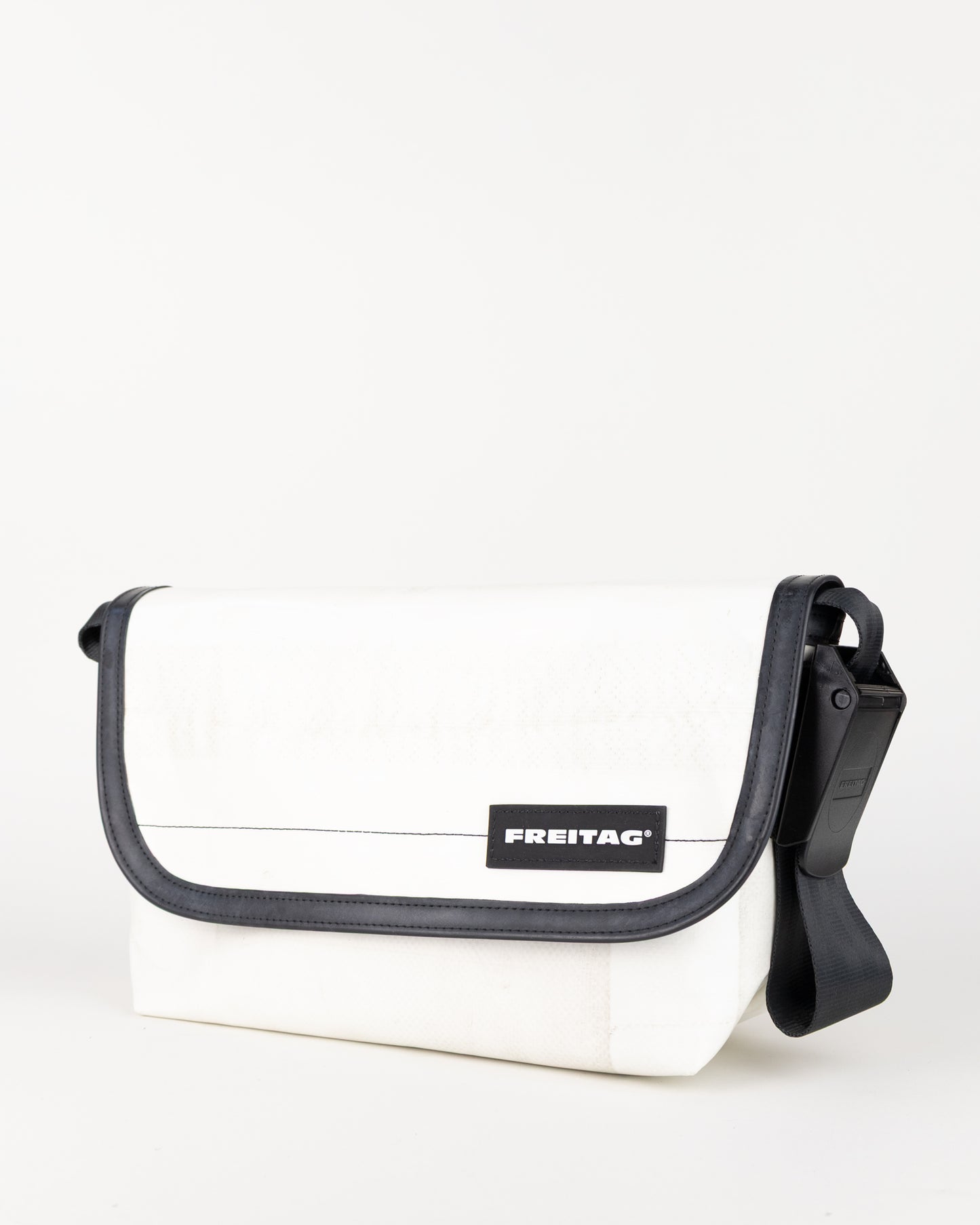 FREITAG "F41 HAWAII FIVE-O 4138492 White"