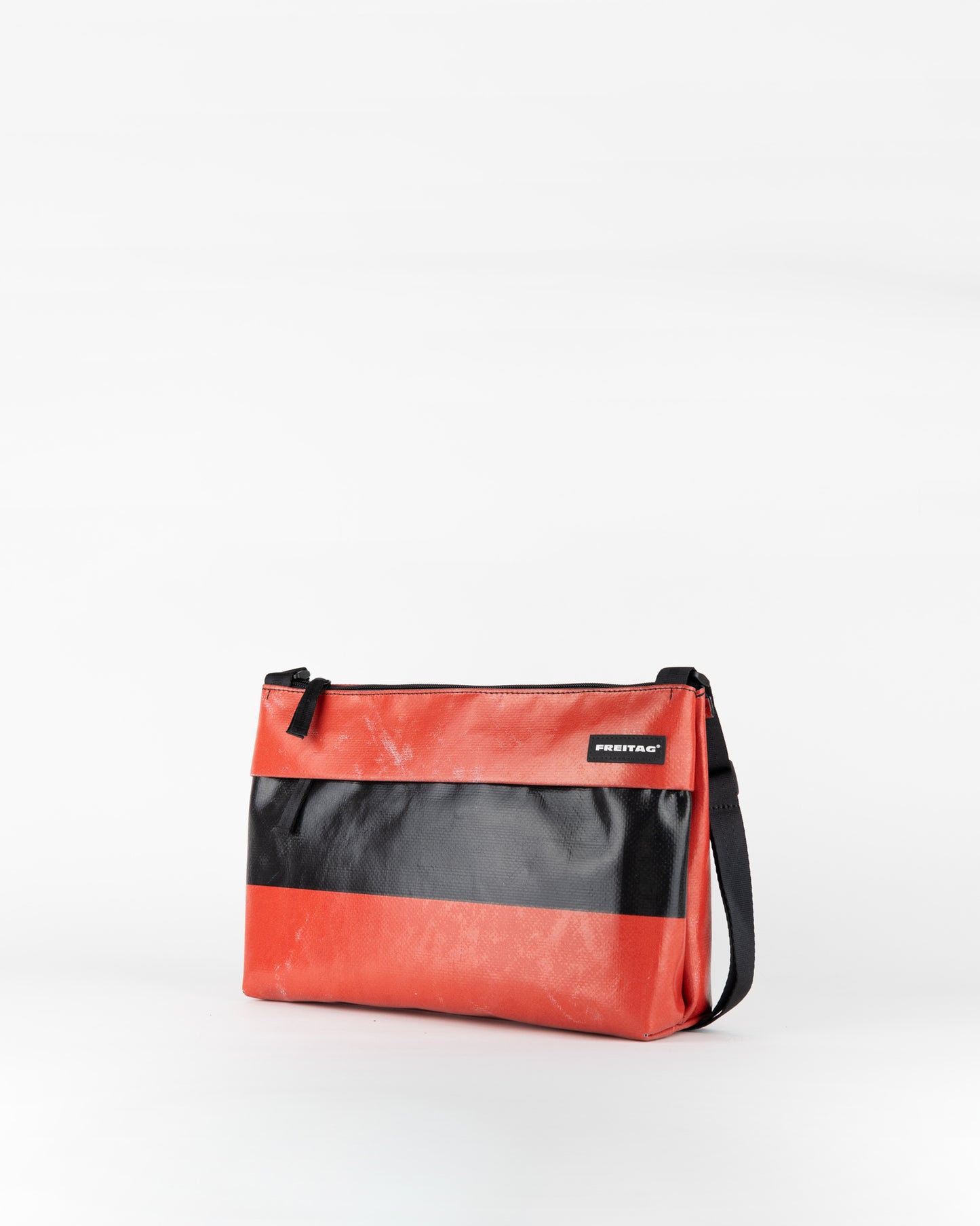 FREITAG "F553 LOU 3760177 Red/Black"