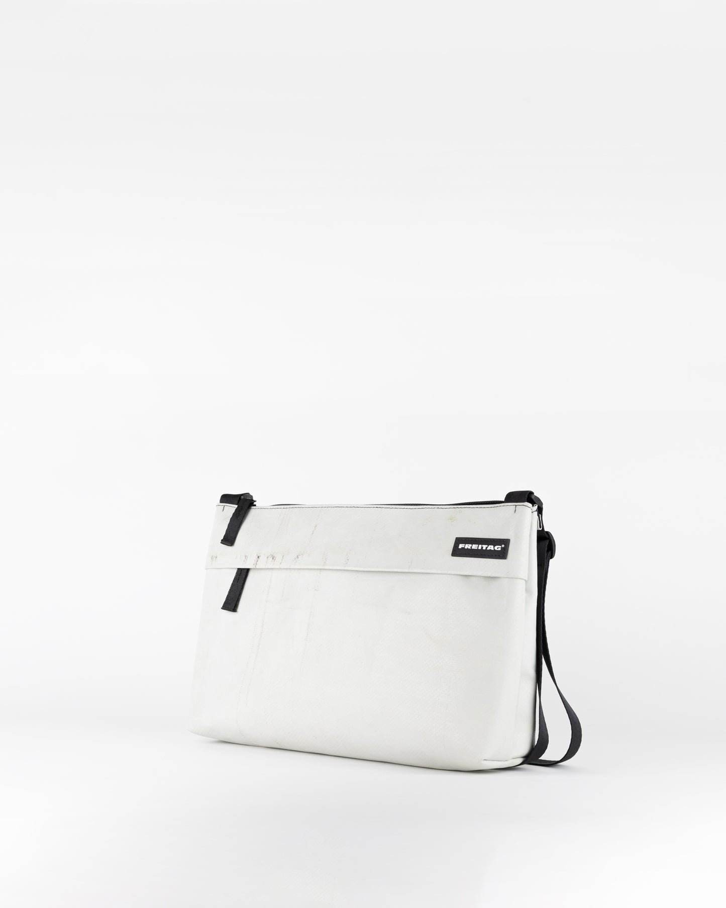 FREITAG "F553 LOU 4031972 White"