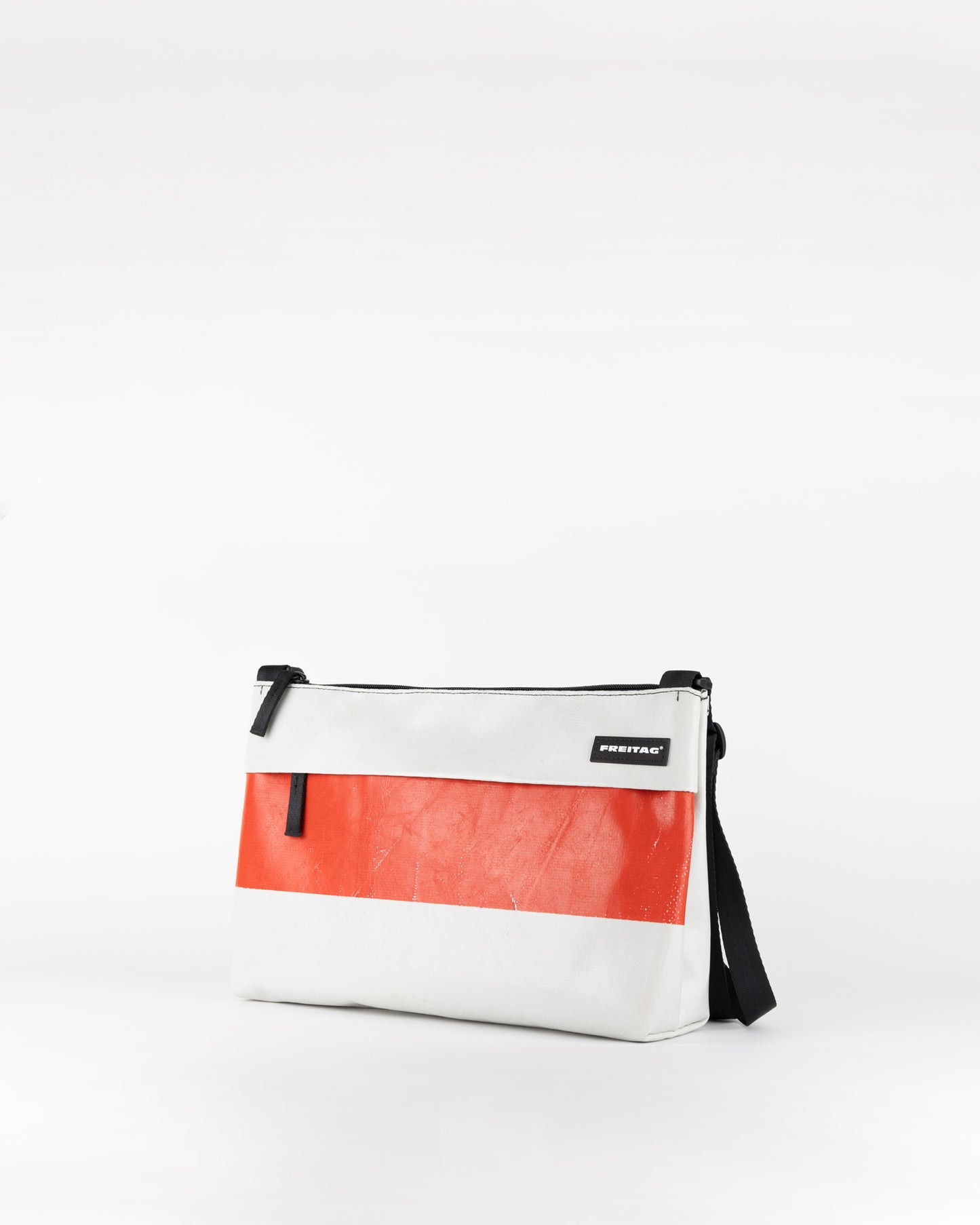 FREITAG "F553 LOU 4032077 White/Red"
