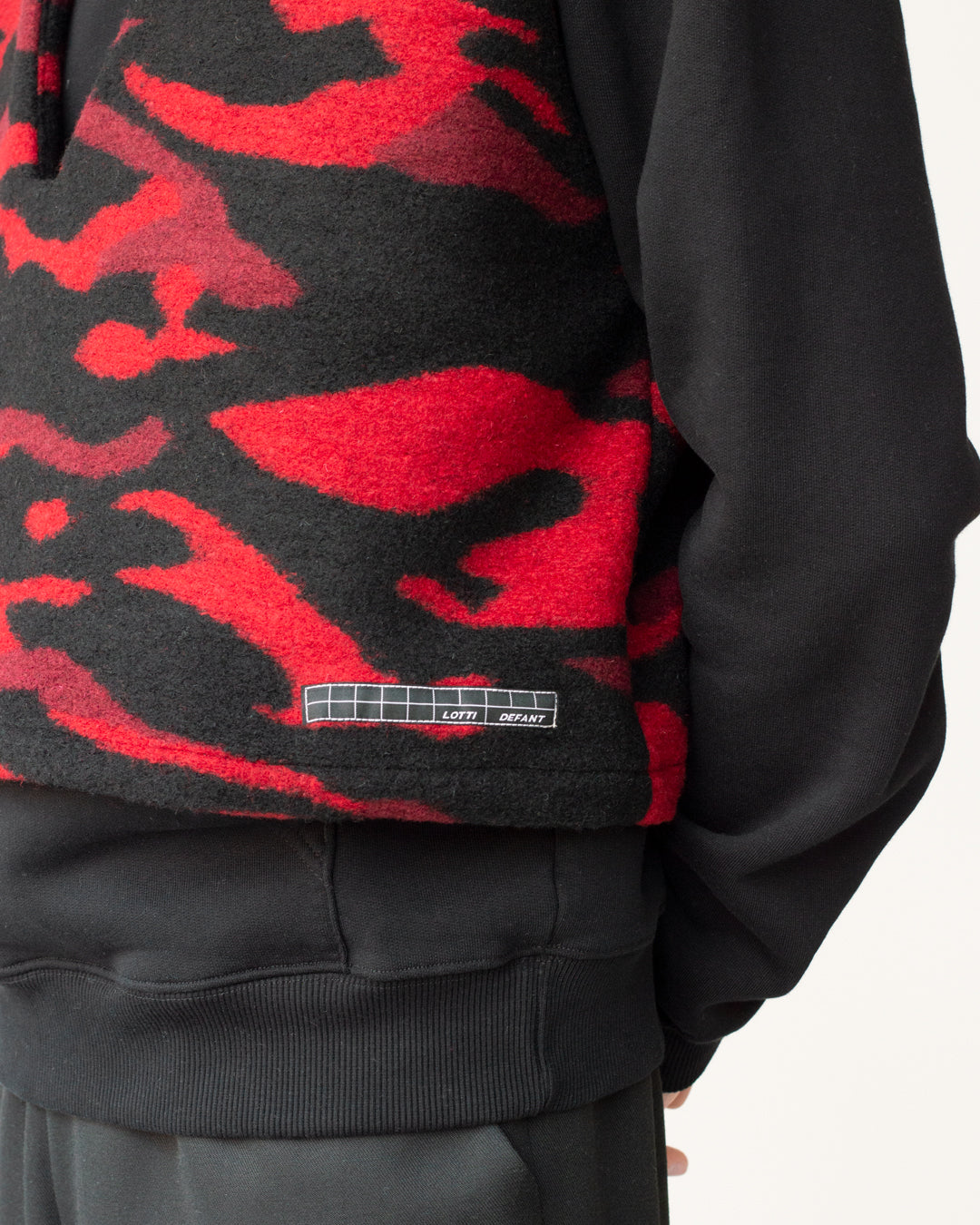 Lotti Defant "Camo Vest"