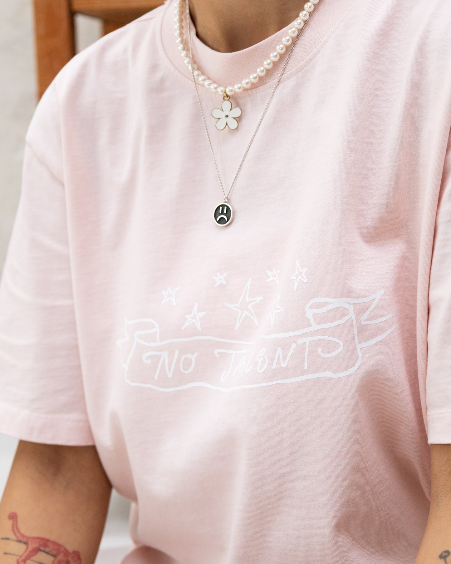 No Talent Studio "Banderole T-Shirt“