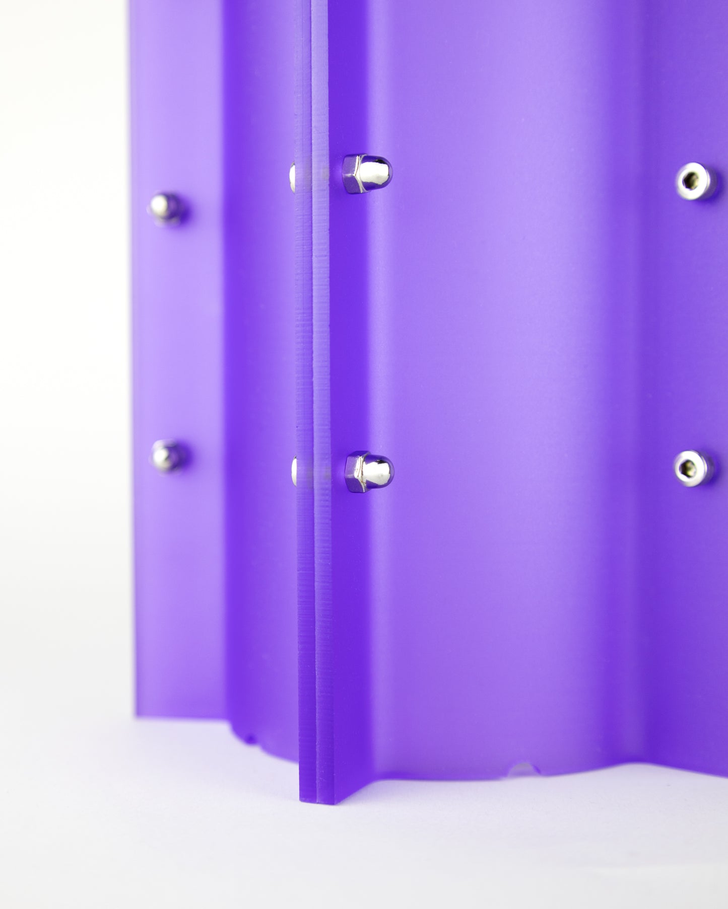 Jesse Jacobsen, Bent Bischoff "Vieleck Vase Purple"