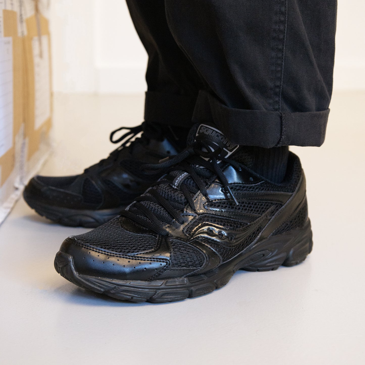 Saucony "Ride Millennium - Black"