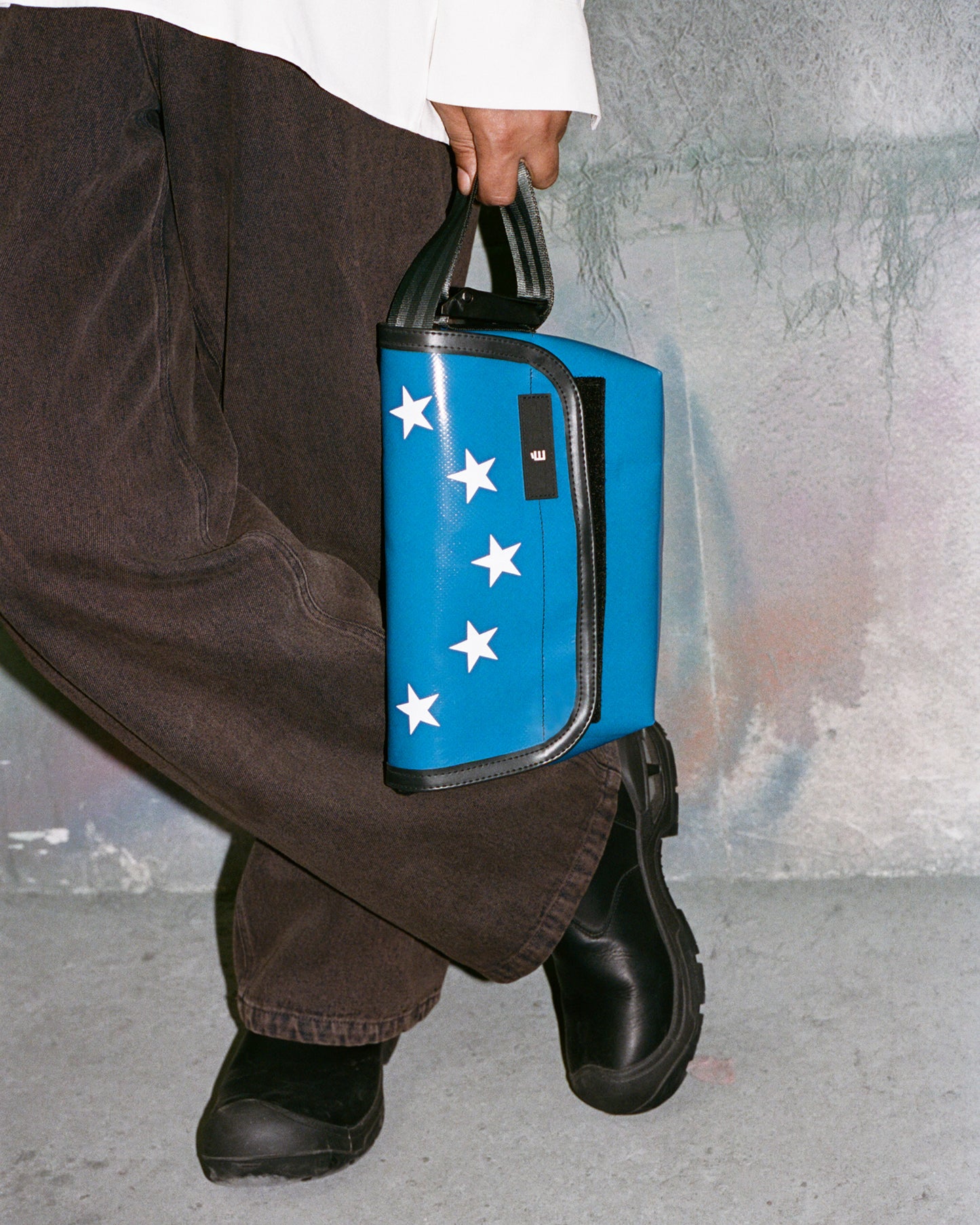 FREITAG / Études Studio "F41 E HAWAII FIVE-0 4173623 Blue/Yellow/White"