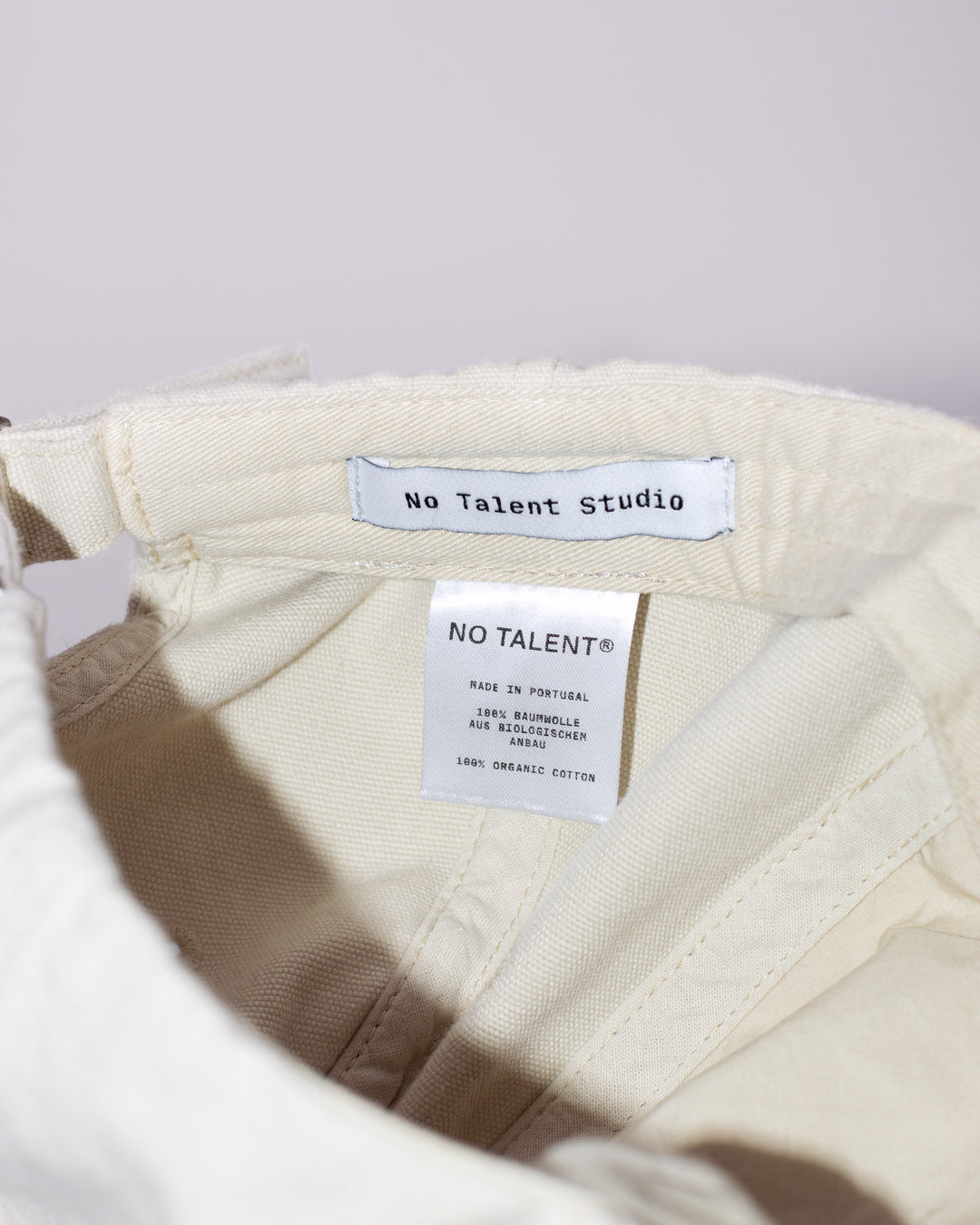 No Talent Studio "Basic Sand Cap"