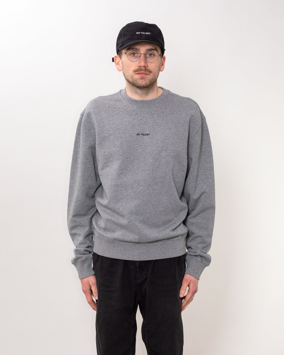 No Talent Studio "Basic Sweater (Sports Grey & Black)"