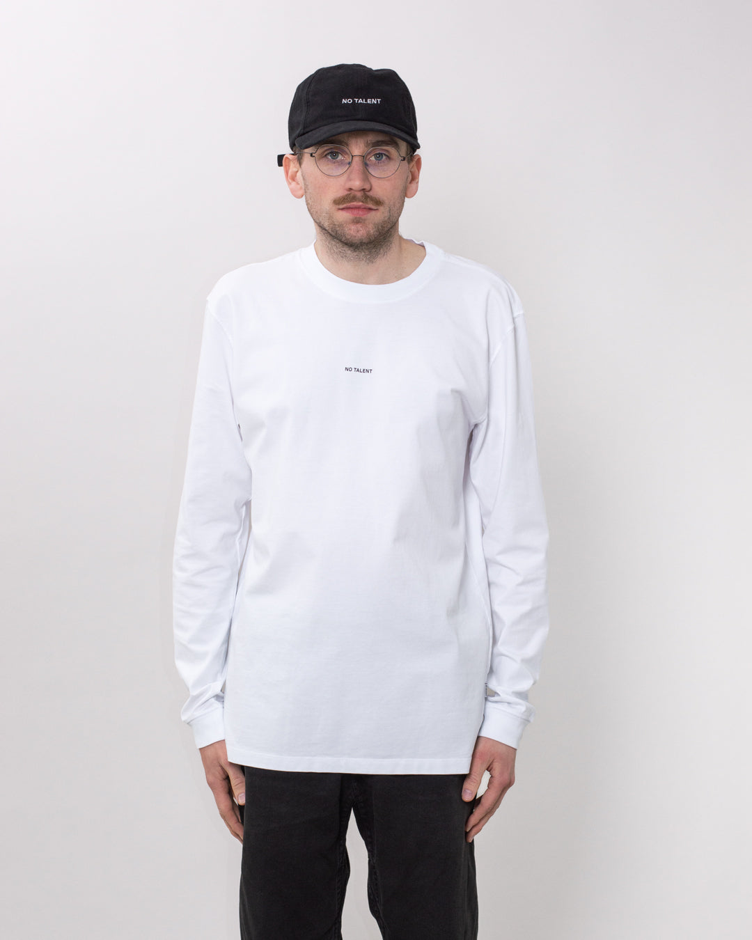 No Talent Studio "Basic White LS"