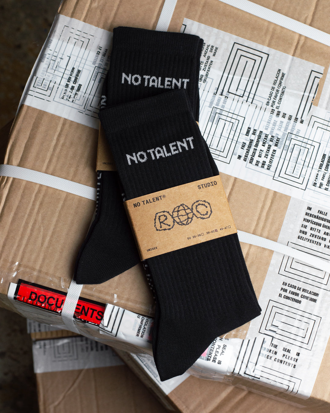 No Talent Studio "RWWC Socks Black"