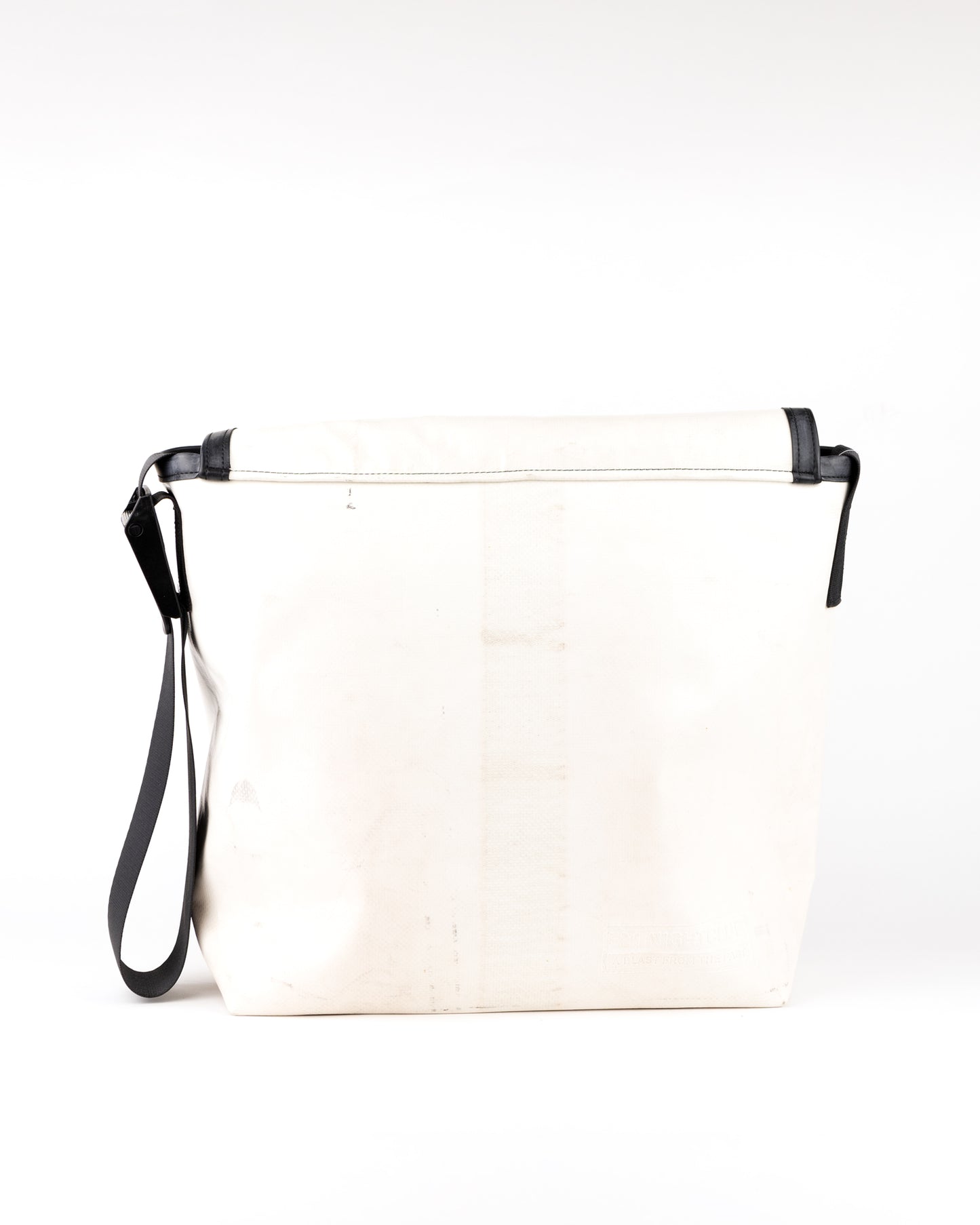 FREITAG "F21 NIGHTCLUB 4112169 White/Red"