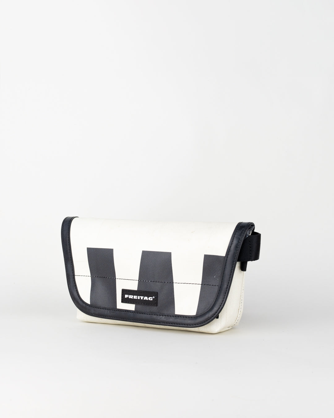 FREITAG "F40 JAMIE 4184095 Black/White"