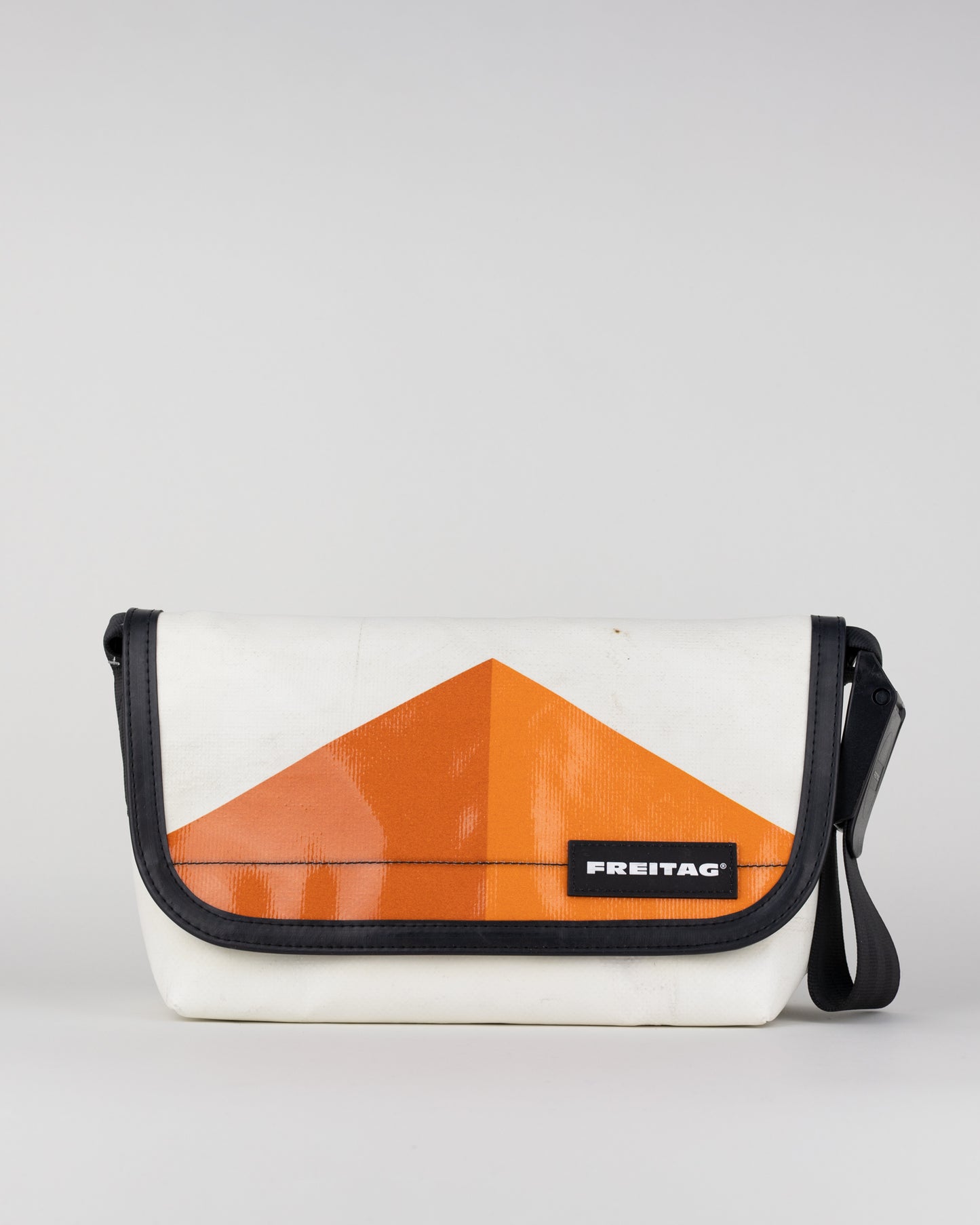 FREITAG "F41 HAWAII FIVE-O 4251621 White/Orange"