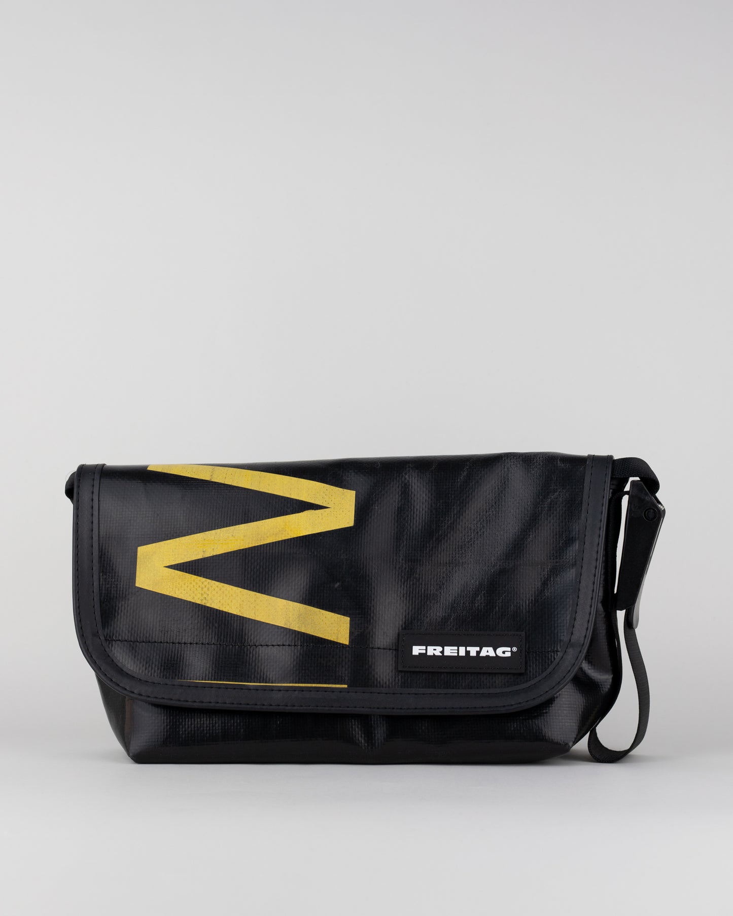 FREITAG "F41 HAWAII FIVE-O 4251686 Black/Yellow"