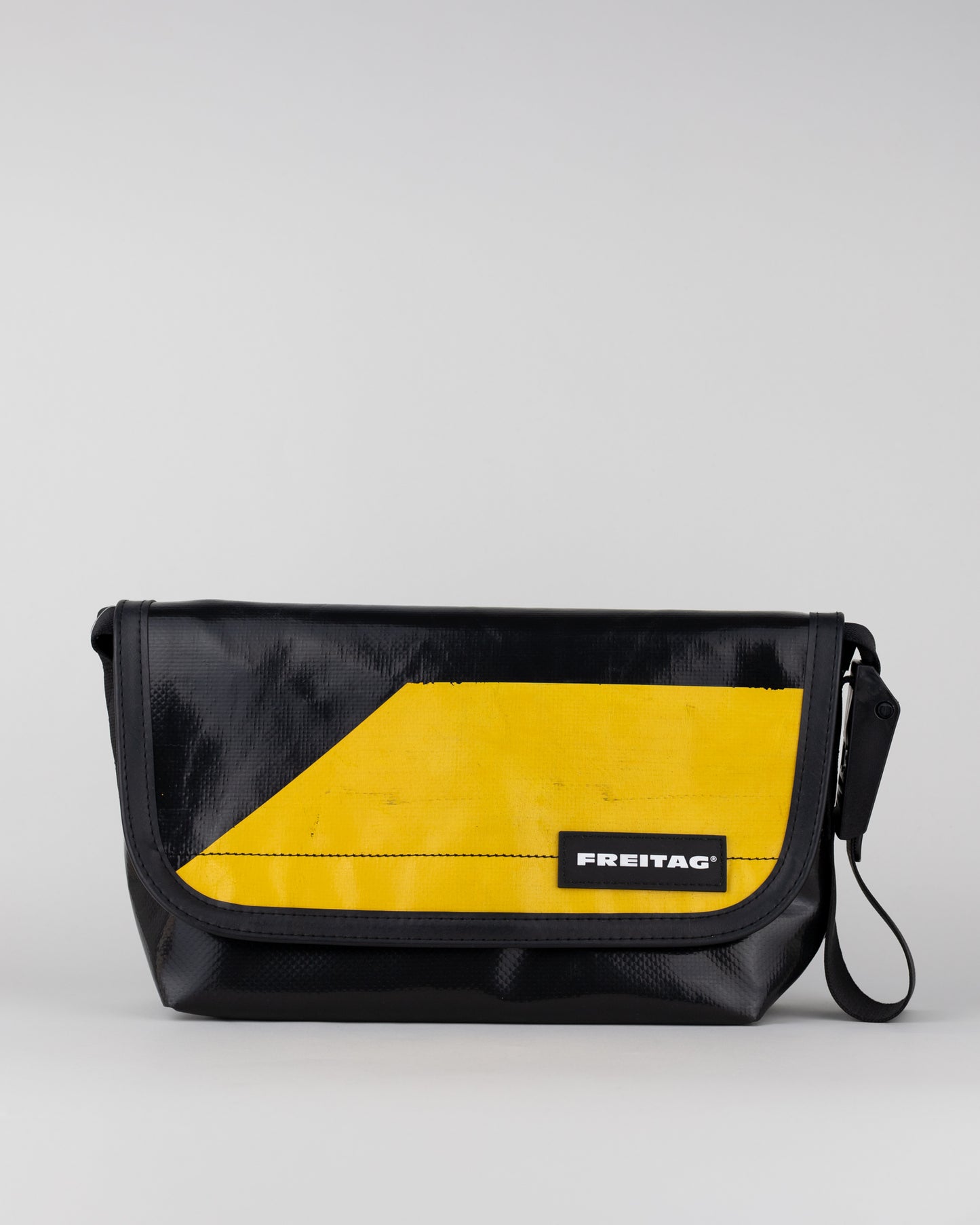 FREITAG "F41 HAWAII FIVE-O 4251929 Yellow/Black"
