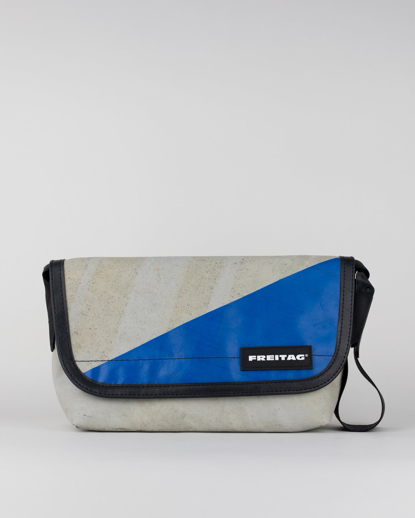 FREITAG "F41 HAWAII FIVE-O 4251974 Grey/Blue"