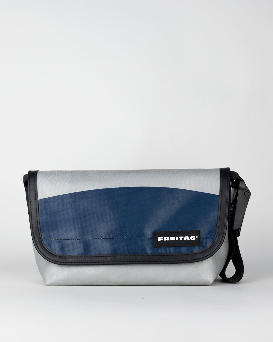 FREITAG "F41 HAWAII FIVE-O 4261965 Blue/Silver"