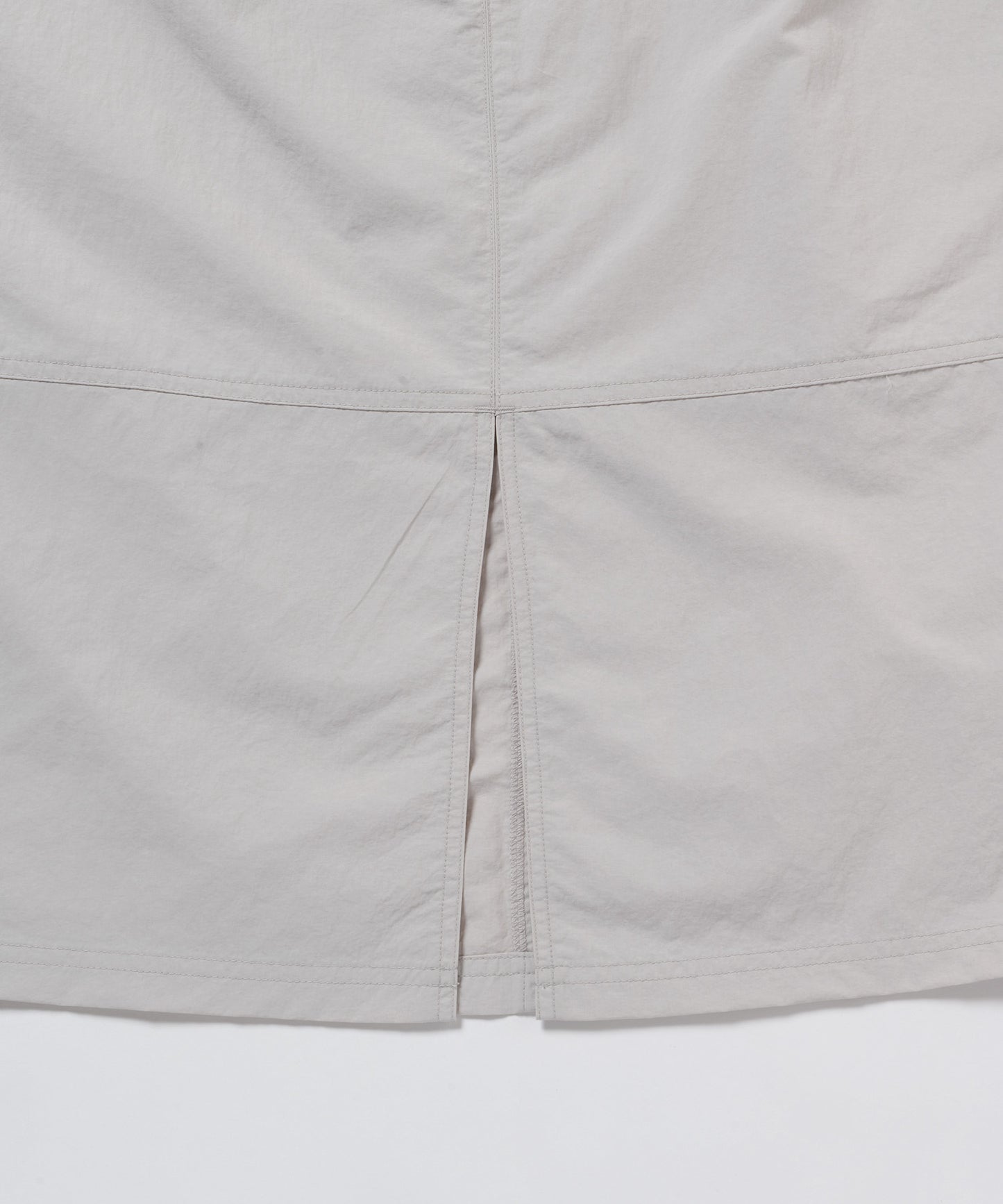 Gramicci "Nylon Utility Skirt Ecru"
