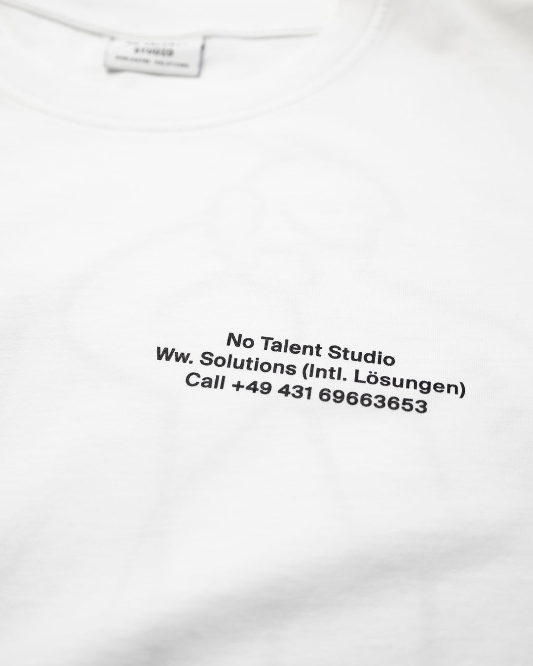 No Talent Studio "Hotline T-Shirt“