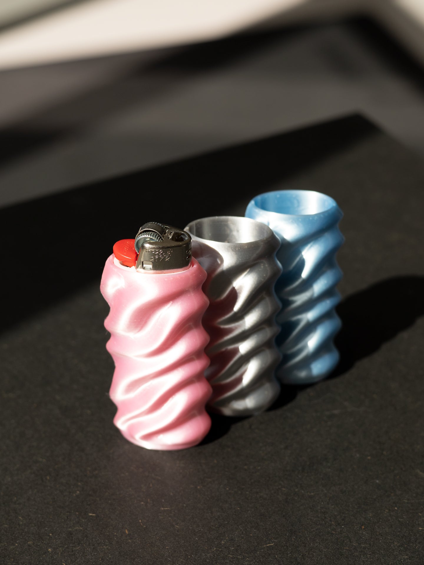 K.I.L. Design "3D Lightercase wavy"