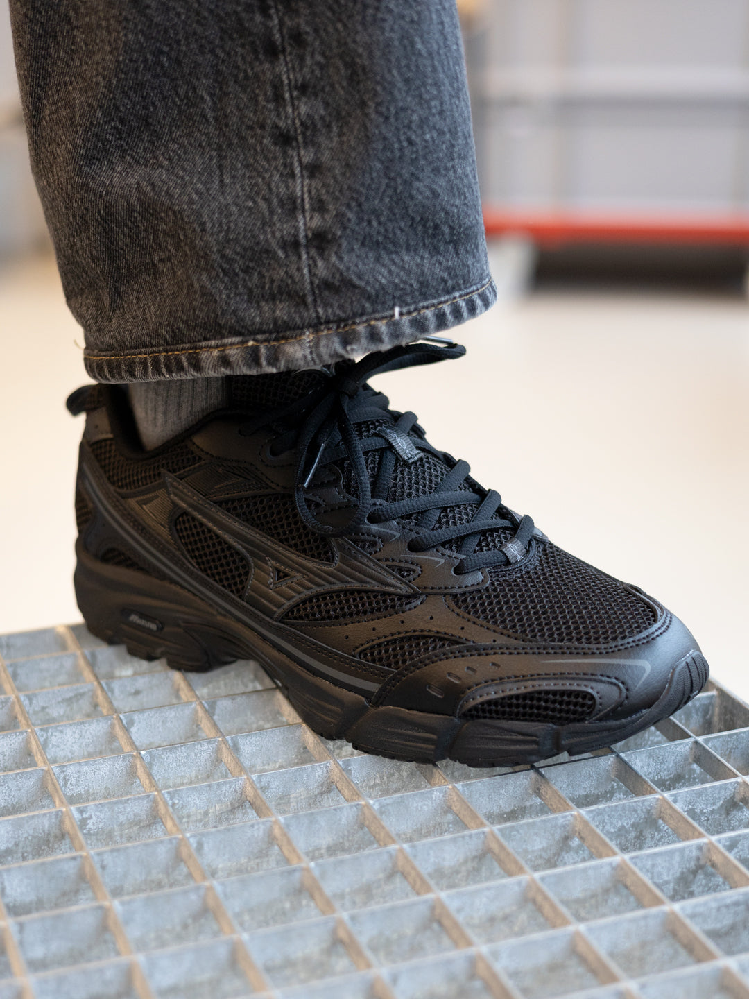 Mizuno "MXR SPORT Black"