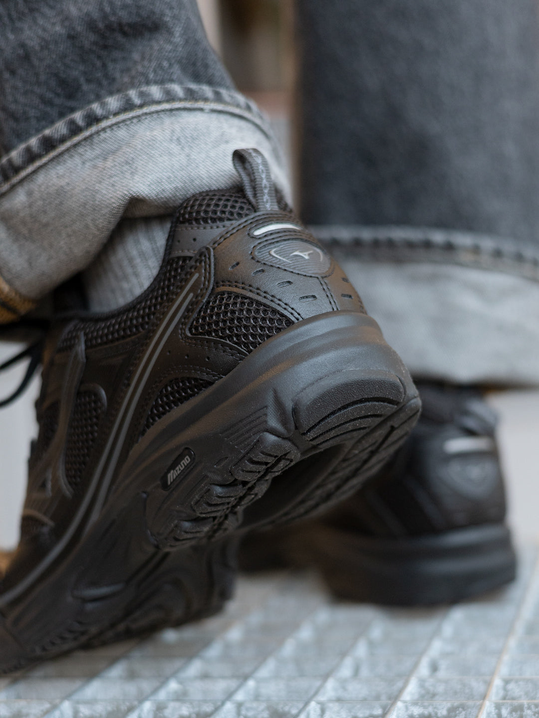 Mizuno "MXR SPORT Black"