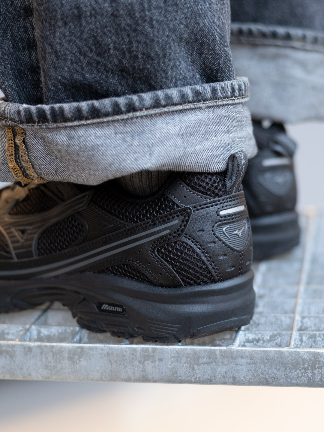 Mizuno "MXR SPORT Black"