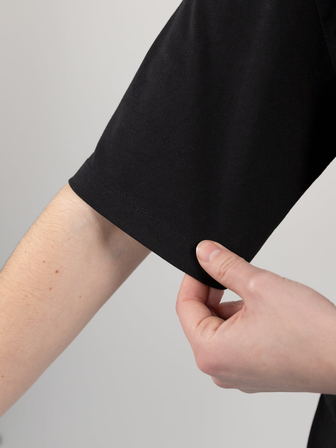 No Talent Studio "Plain Basic Black T-Shirt"